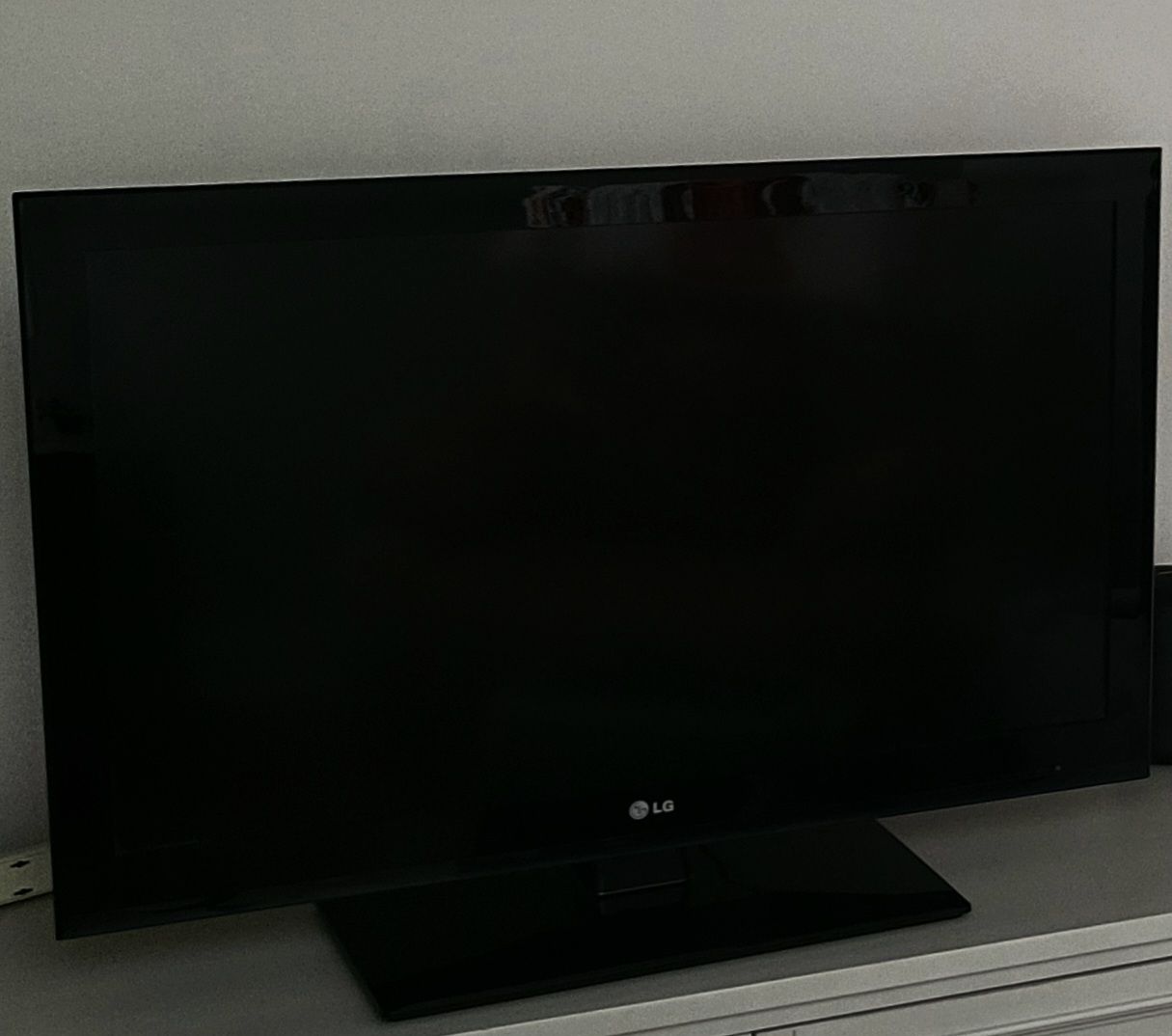 LG 40in Color TV