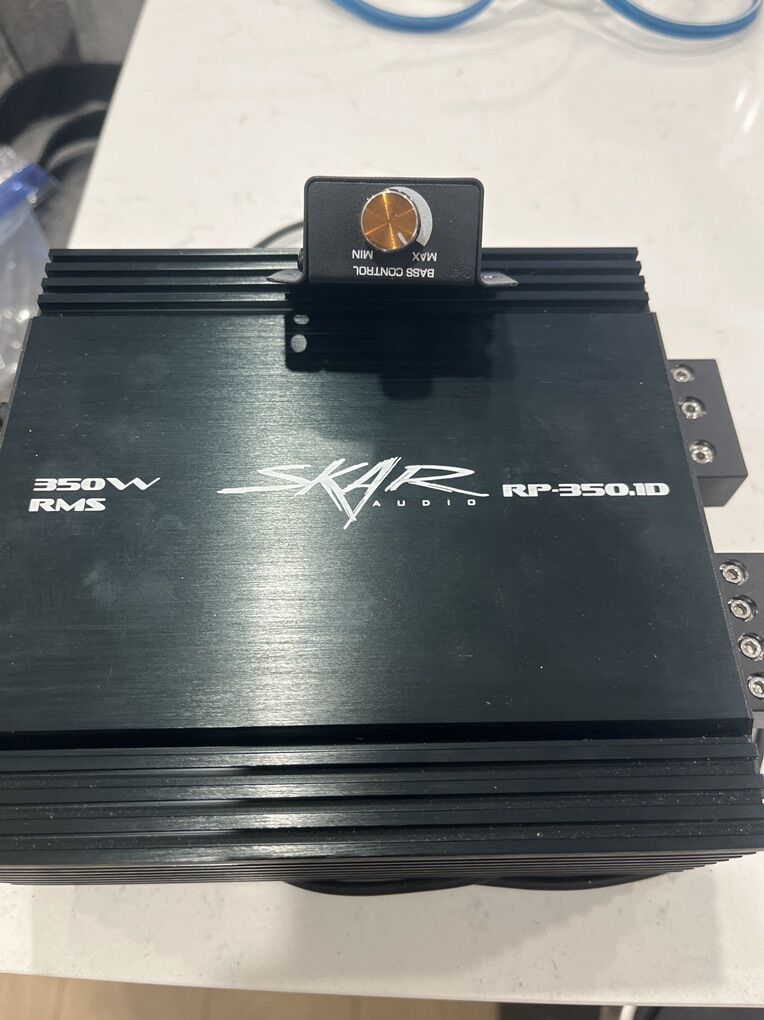 SKAR Audio RP-350.1D Amplifier