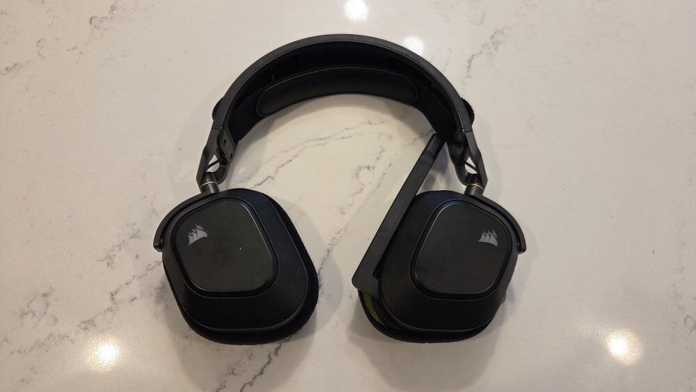 CORSAIR HS80 MAX Wireless Gaming Headset