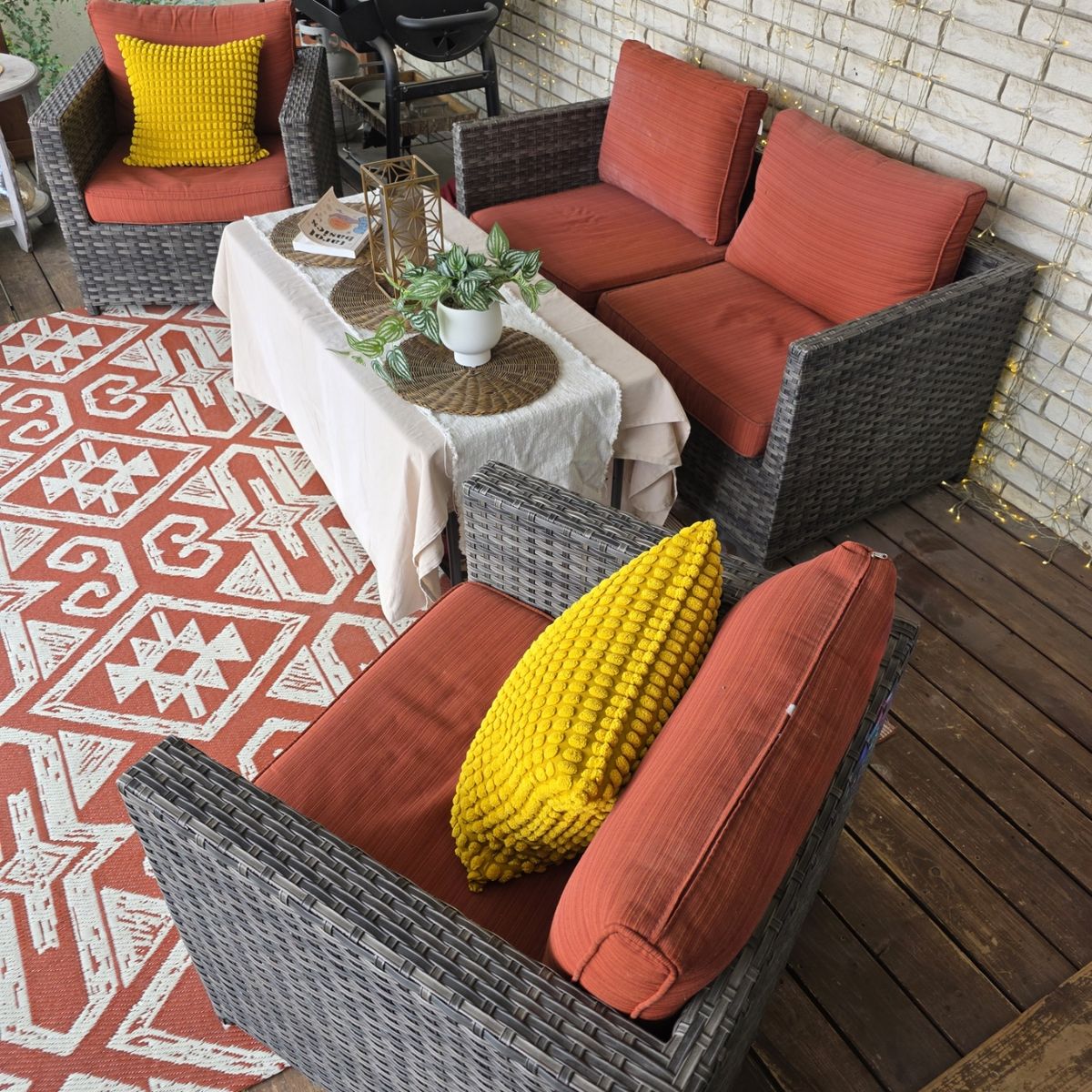 3-piece patio set with cushions