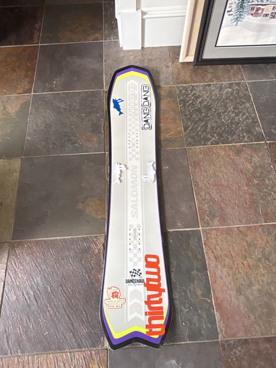 Salomon Dancehaul snowboard