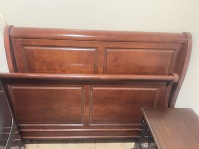 Queen bed with side tables