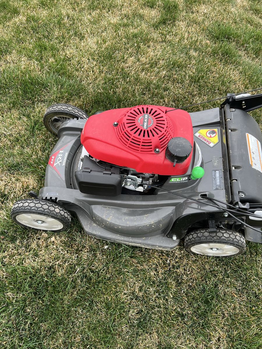 Honda HRX217 Lawn Mower