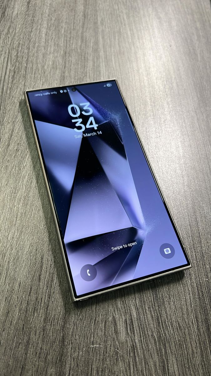 Samsung Galaxy S24 256GB Violet – Unlocked – $560 Deal