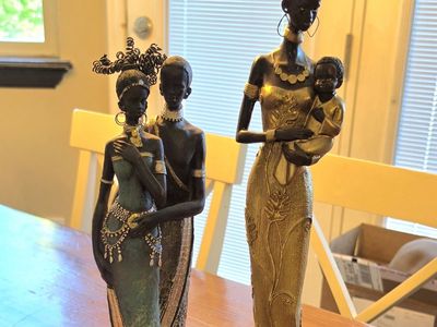 Beautiful, highly detailed statues $10 each!