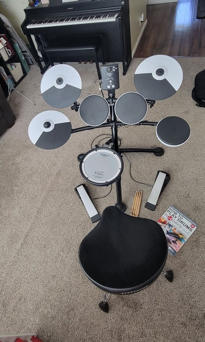 Roland V-Drums TD-1KV Electronic Drum Set with Stool, Sticks, and How to Play Drums Book - $175 OBO
