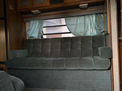 28 Foot Sierra Cobra 1995 Trailer