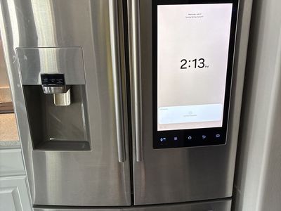 Samsung Family Hub Smart Refrigerator - French Door, Stainless Steel with External Ice/Water Dispenser