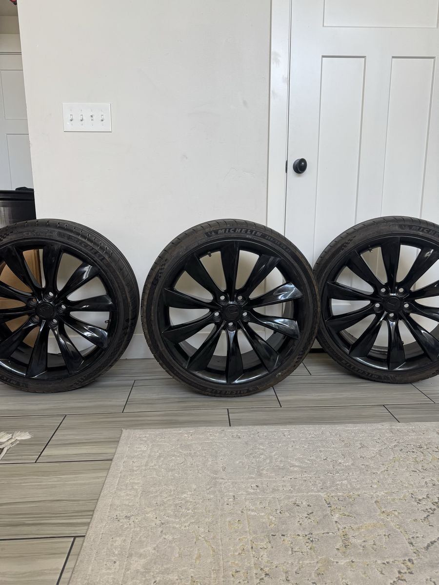 Tesla Model S 21" Black Turbine Wheels w/ Michelin Pilot Sport Tires (Set of 3)