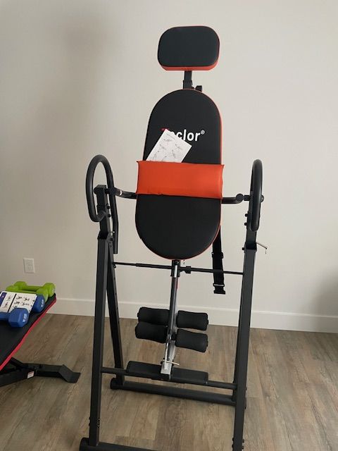 Inversion Table for Back Pain Relief, 350 Lbs Capacity Strength Training Inversible