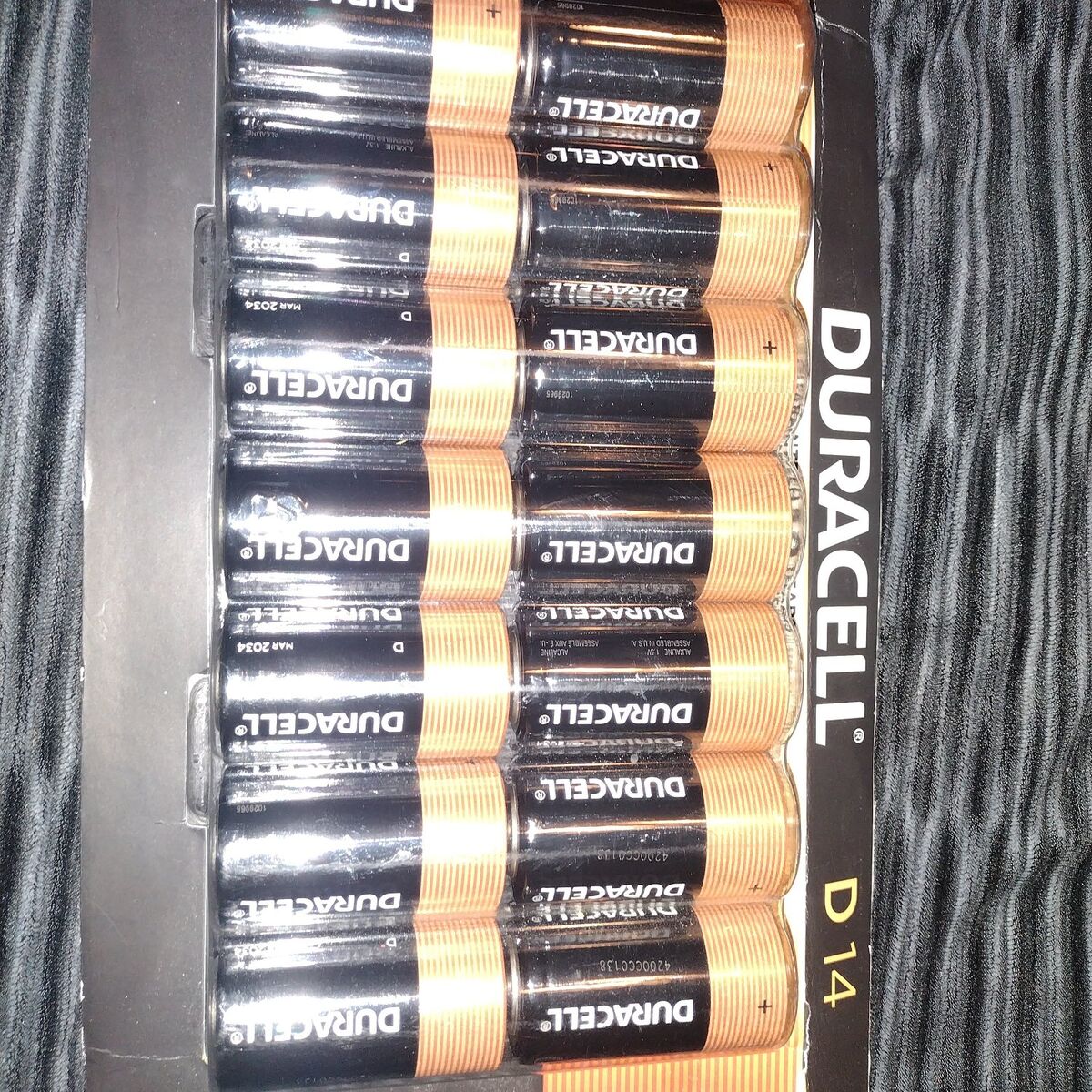 batteries D