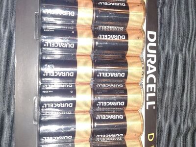 batteries D