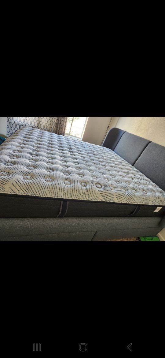 King size mattress
