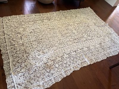 Large Vintage Off-White Needlelace Tablecloth