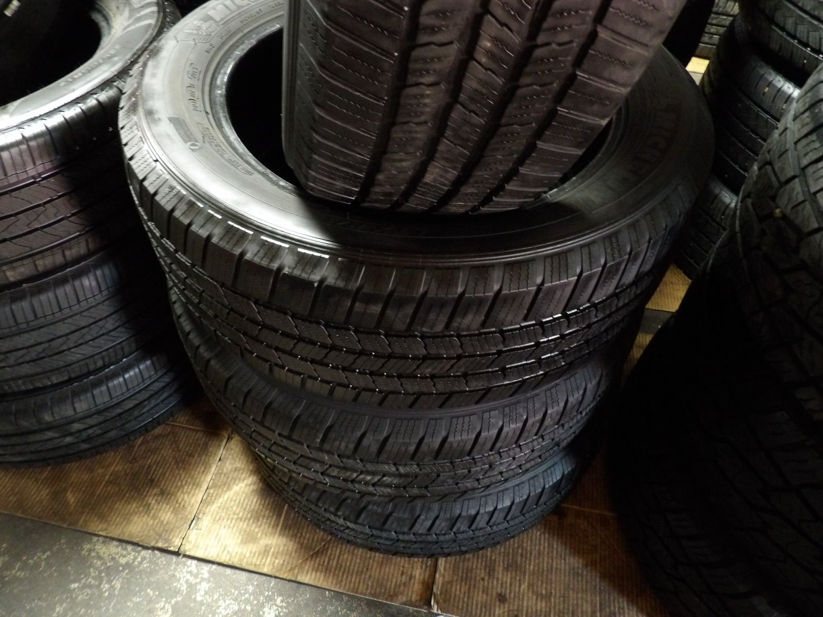 235/55R19 MICHELIN DEFENDER LTX M/S SET OF USED TIRES