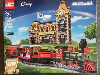 LEGO 71044 Disney Train and Station