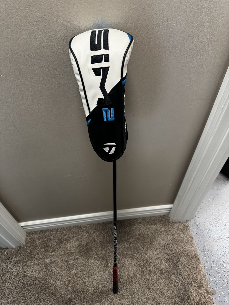 TaylorMade SIM2 Driver 10.5° with Headcover
