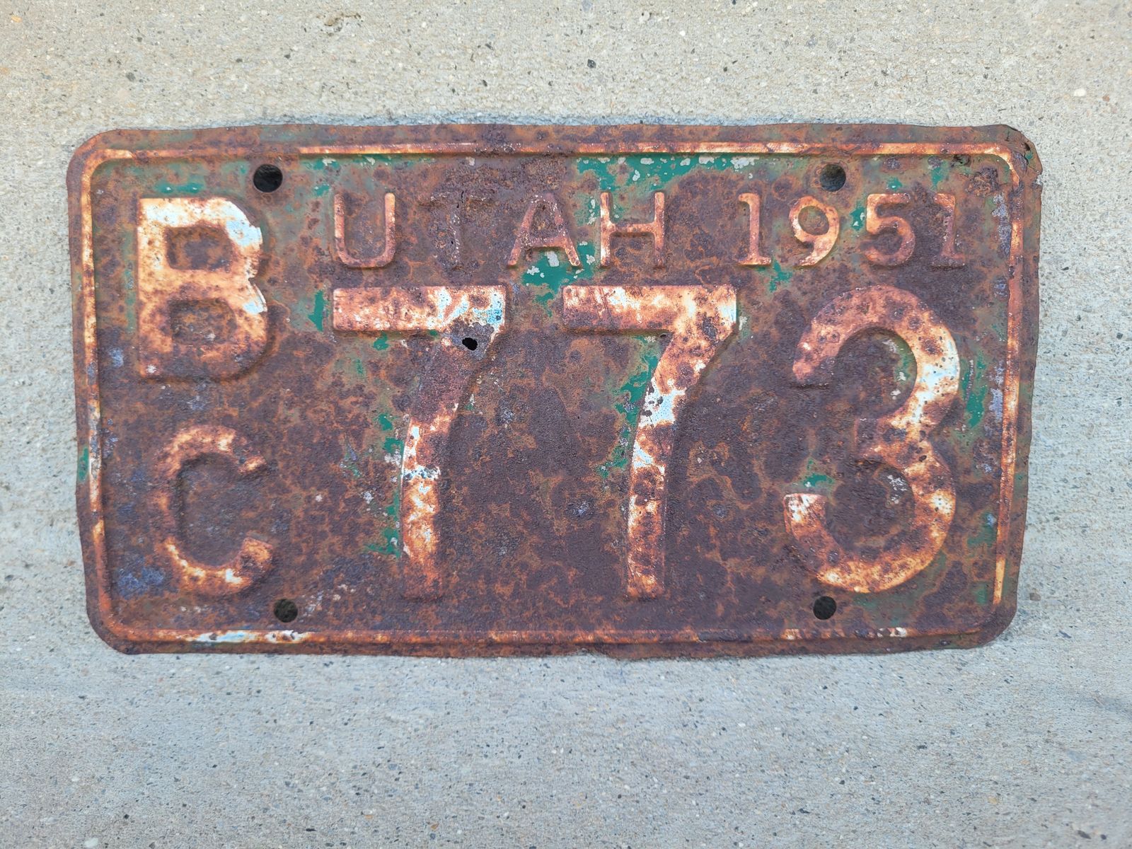 1951 Utah License Plate