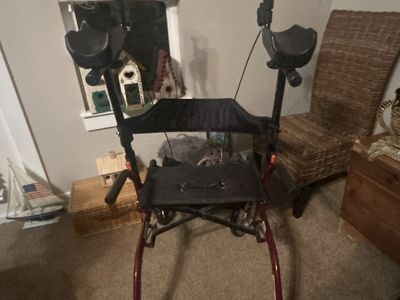 Adult Walker with Armrests and Seat