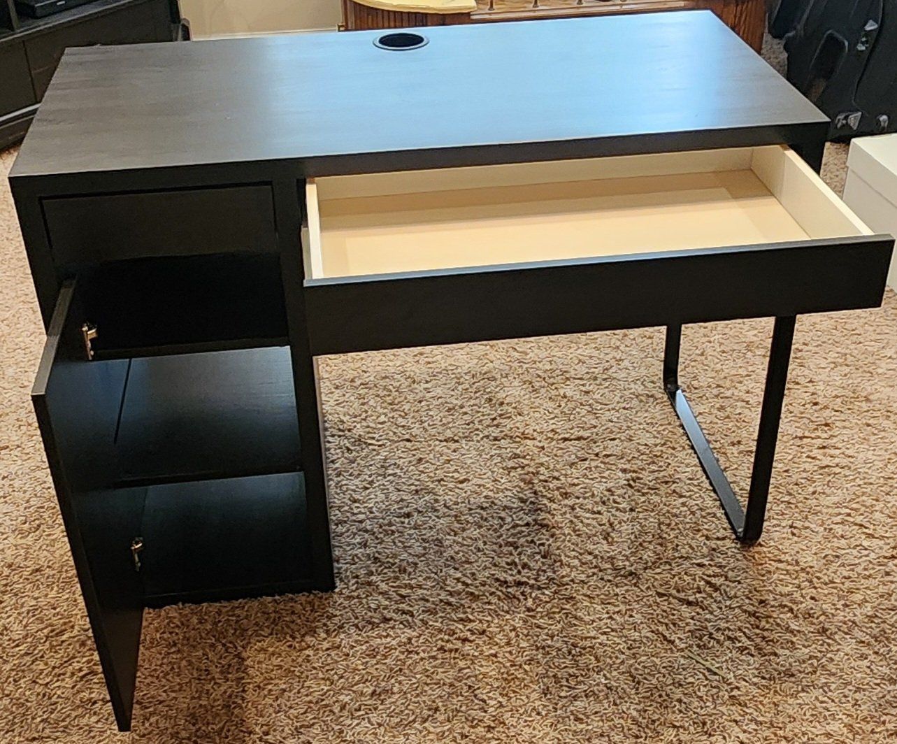 Desk with drawers