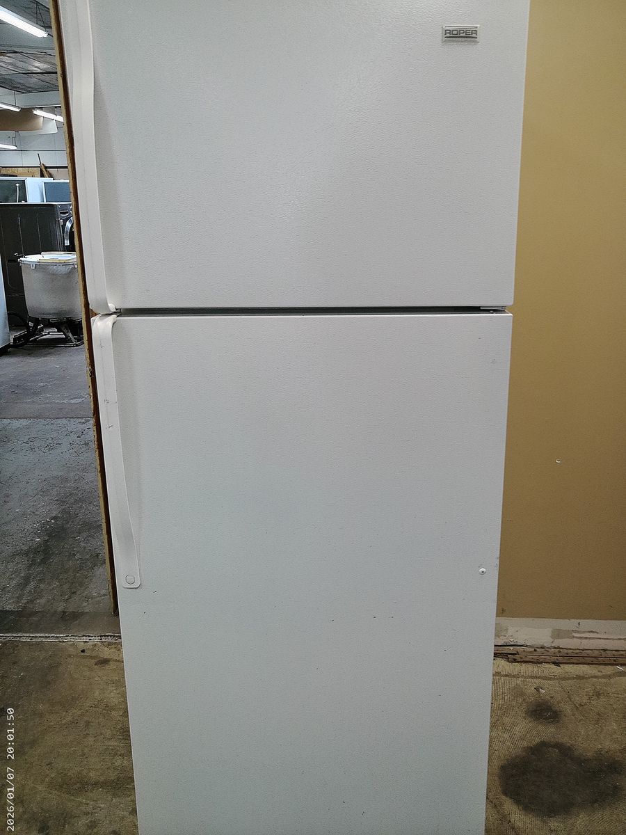 Whirlpool 18 cf Refrigerator~90 Day Guarantee