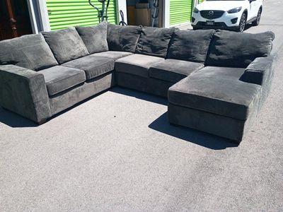 Large U-Shaped Sectional Sofa Couch - Gray Fabric, Spacious Seating