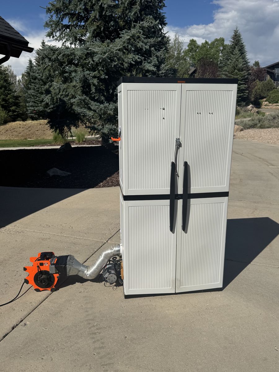 HOCKEY EQUIPMENT DRYER