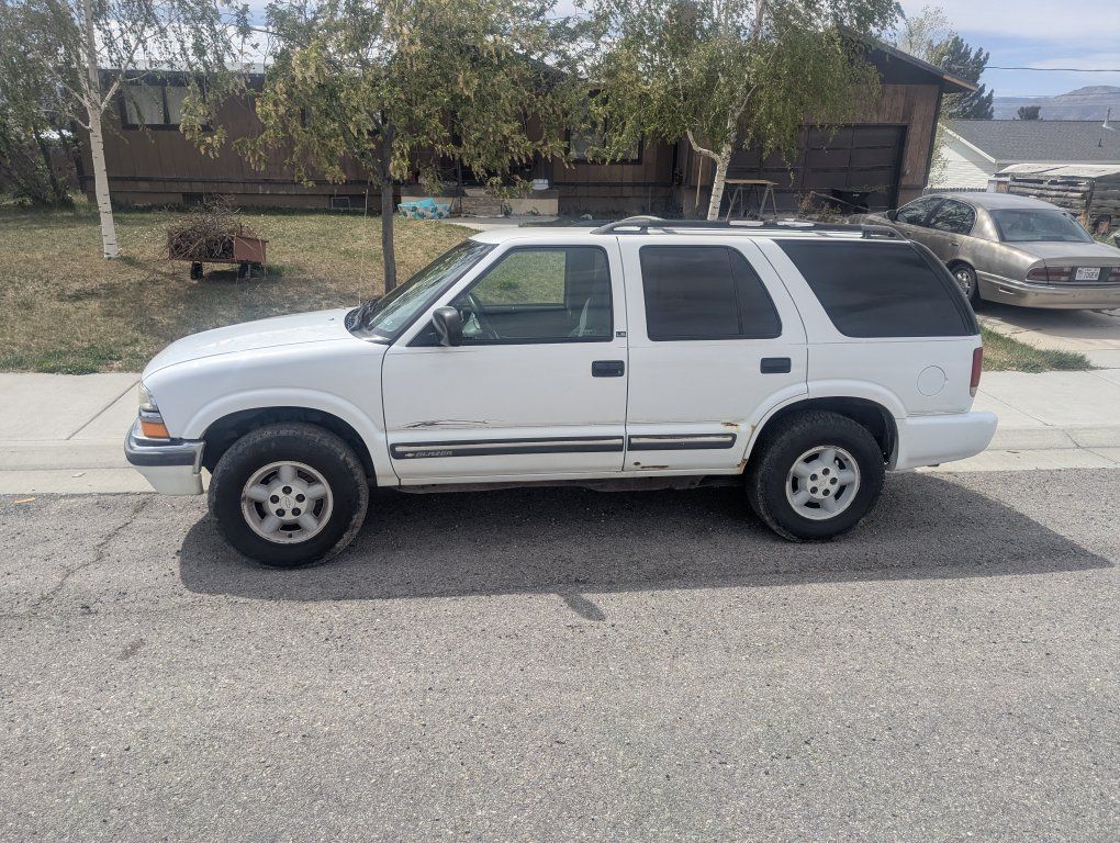 2000 CHEVROLET BLAZER