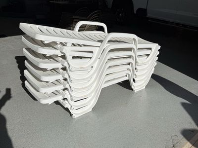 Grosfillex White Resin Adjustable Pool Lounge Chairs - Stackable Outdoor Chaise (Set of 6)