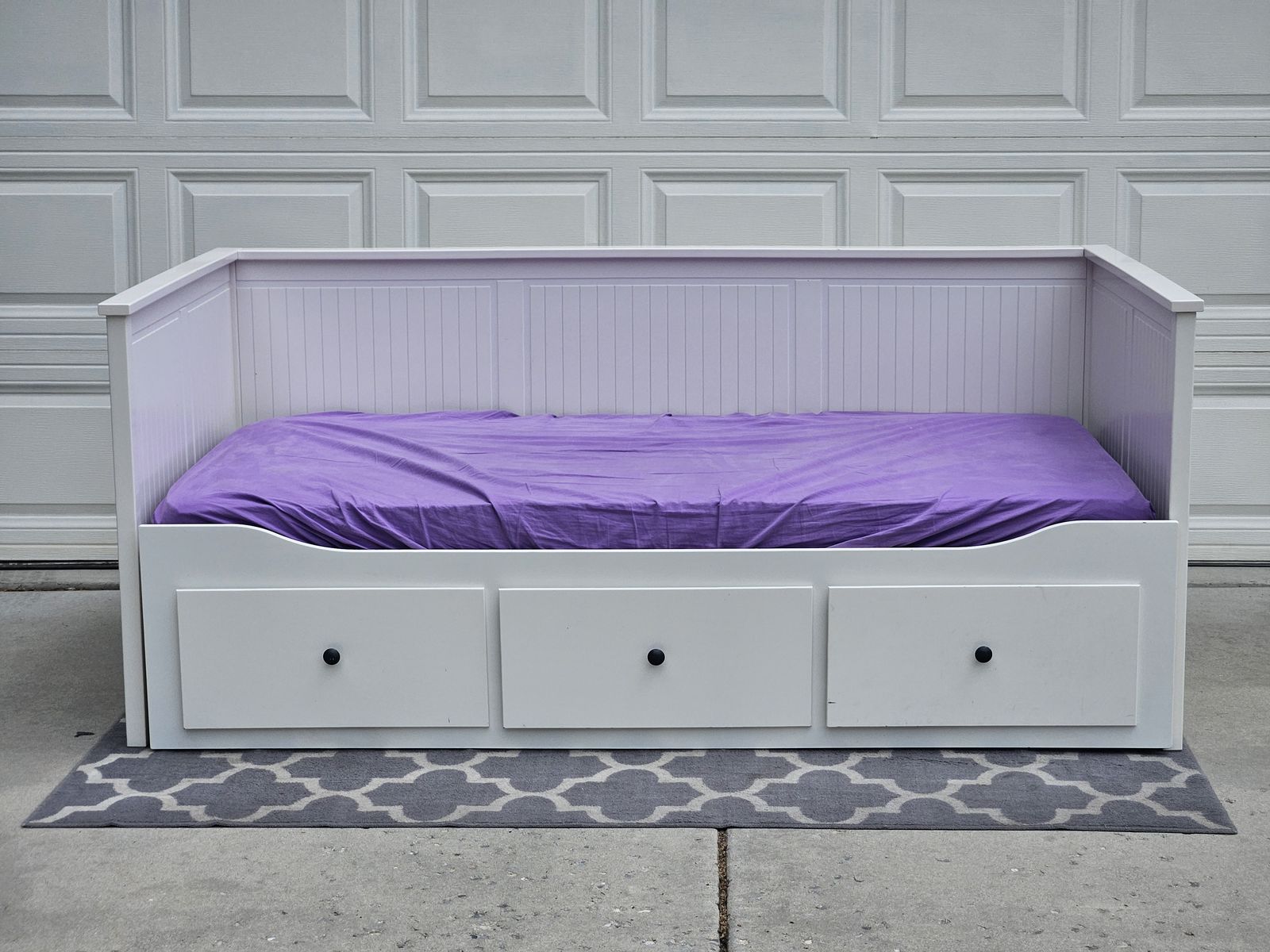 IKEA HEMNES Daybed with 3 Drawers + 2 Mattresses