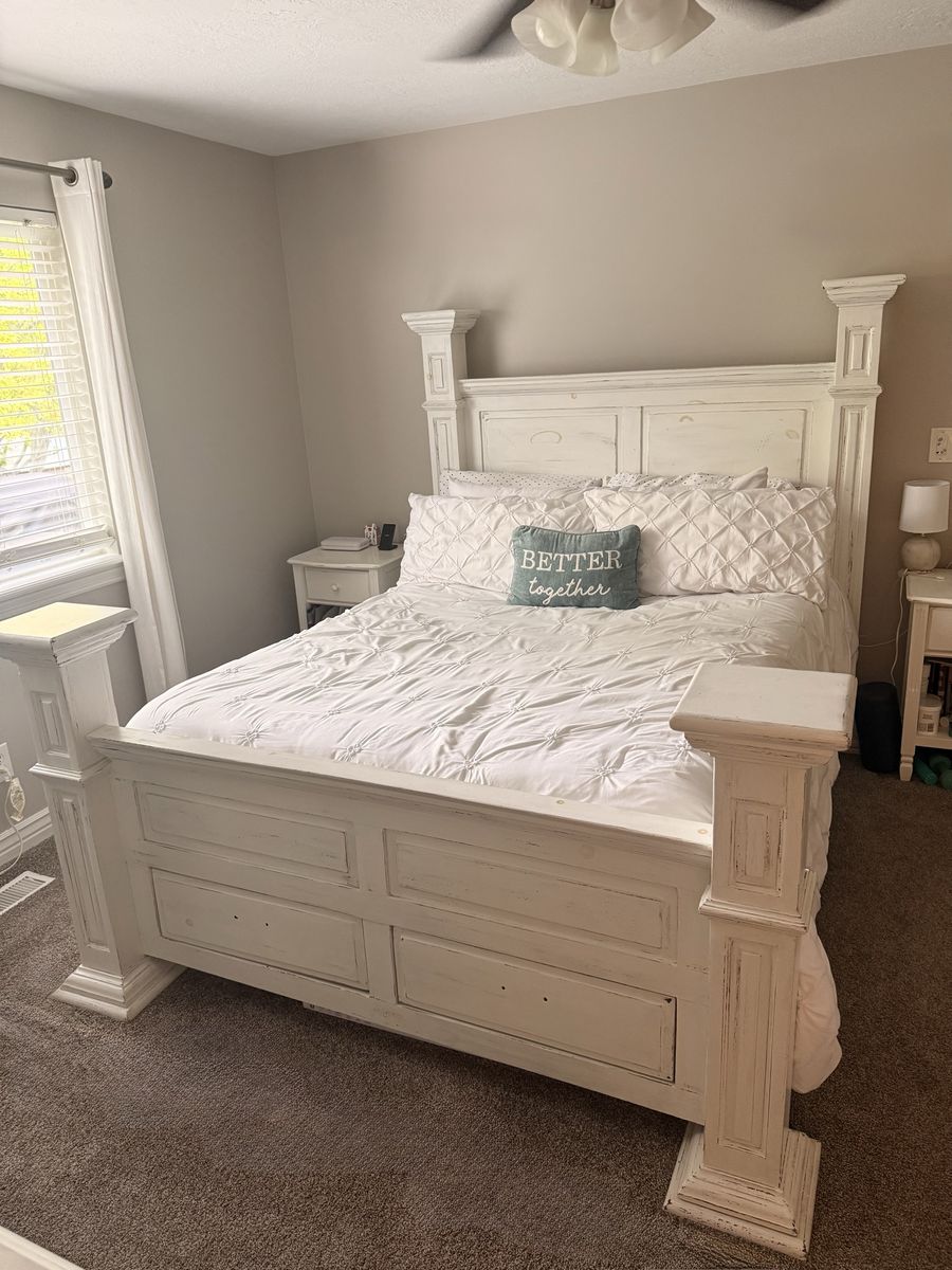 Queen bed