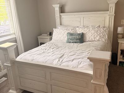 Queen bed