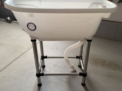 Indoor/Outdoor Dog Bathtub
