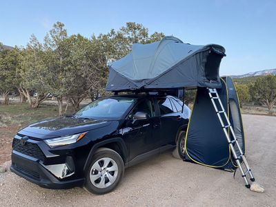 Thule Approach M Rooftop Car Tent