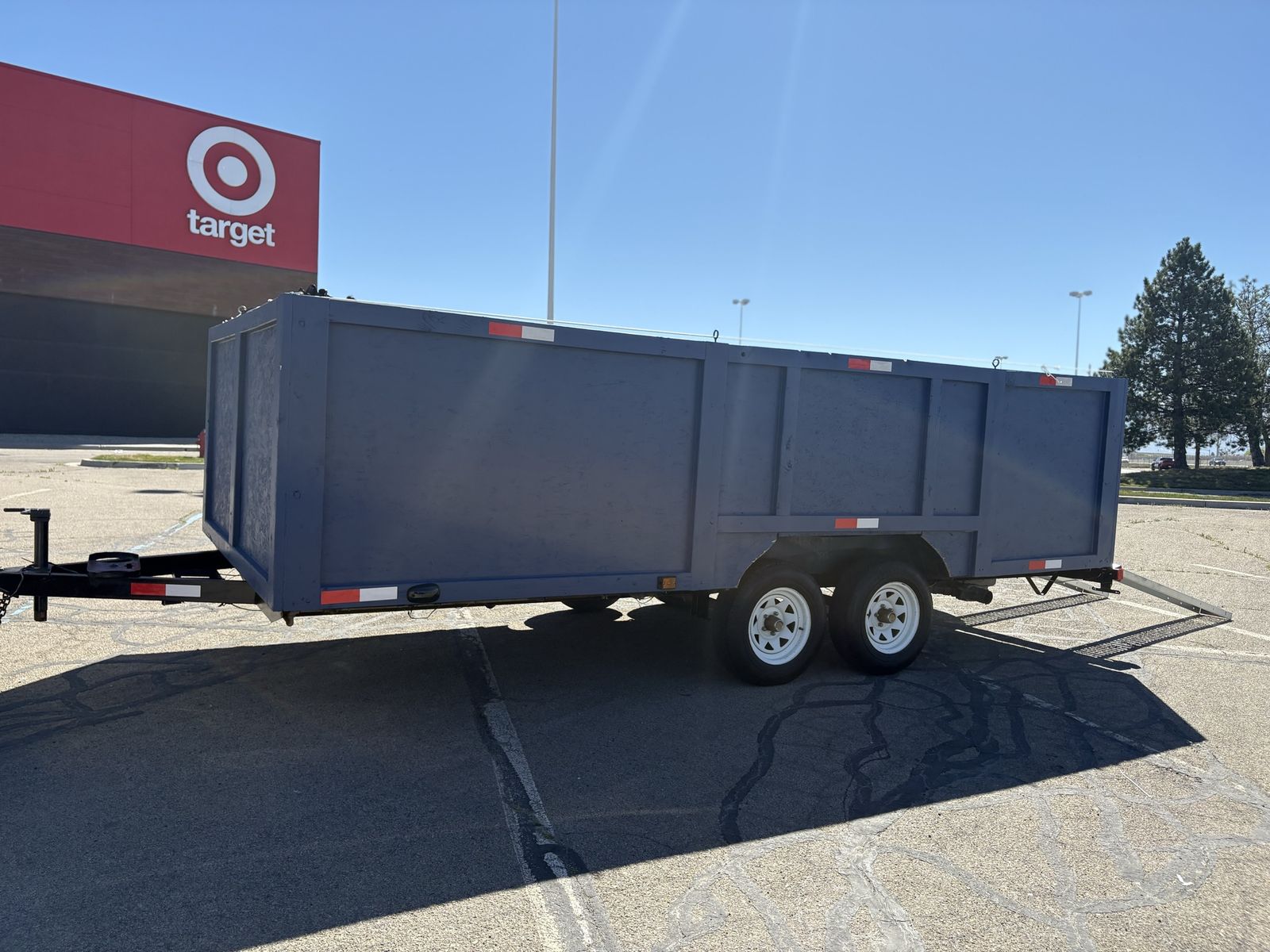8x17 Heavy Duty Utility Trailer w/Ramps & Title