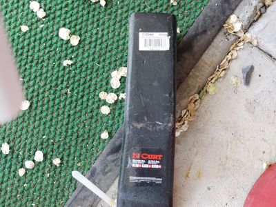 CURT 4 IN HD HITCH 111$ RETAIL FIRST 40$