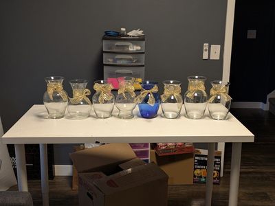 8pcs decorated vase set