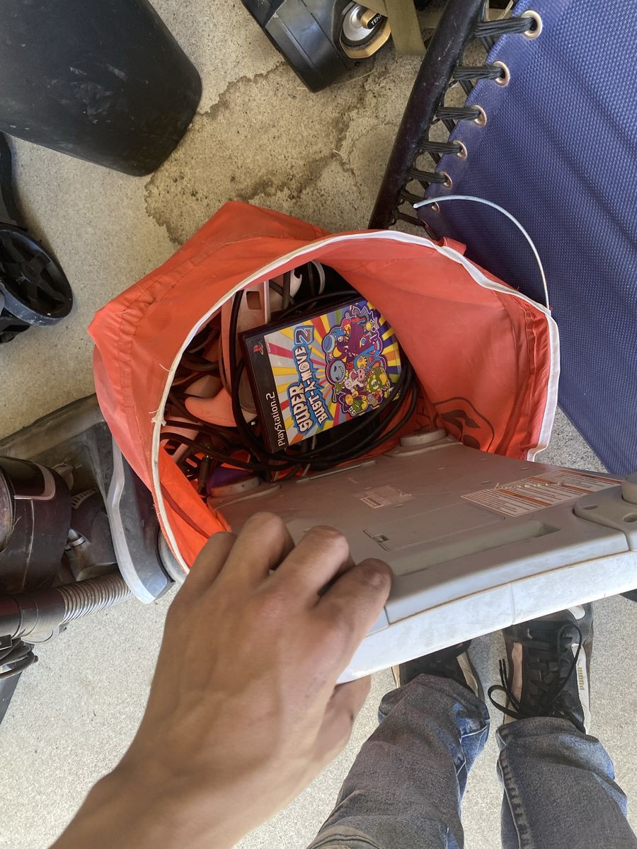 A bunch of cords and electronic stuff