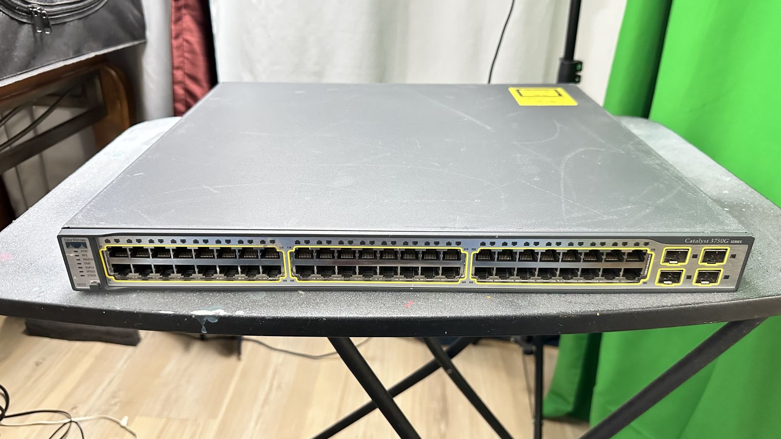 Cisco Catalyst 3750G-48TS 48-Port L3 Gigabit Ethernet Switch