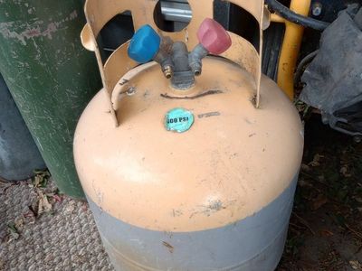 refrigerant recovery tank