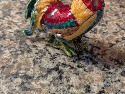 Proud Rooster Trinket