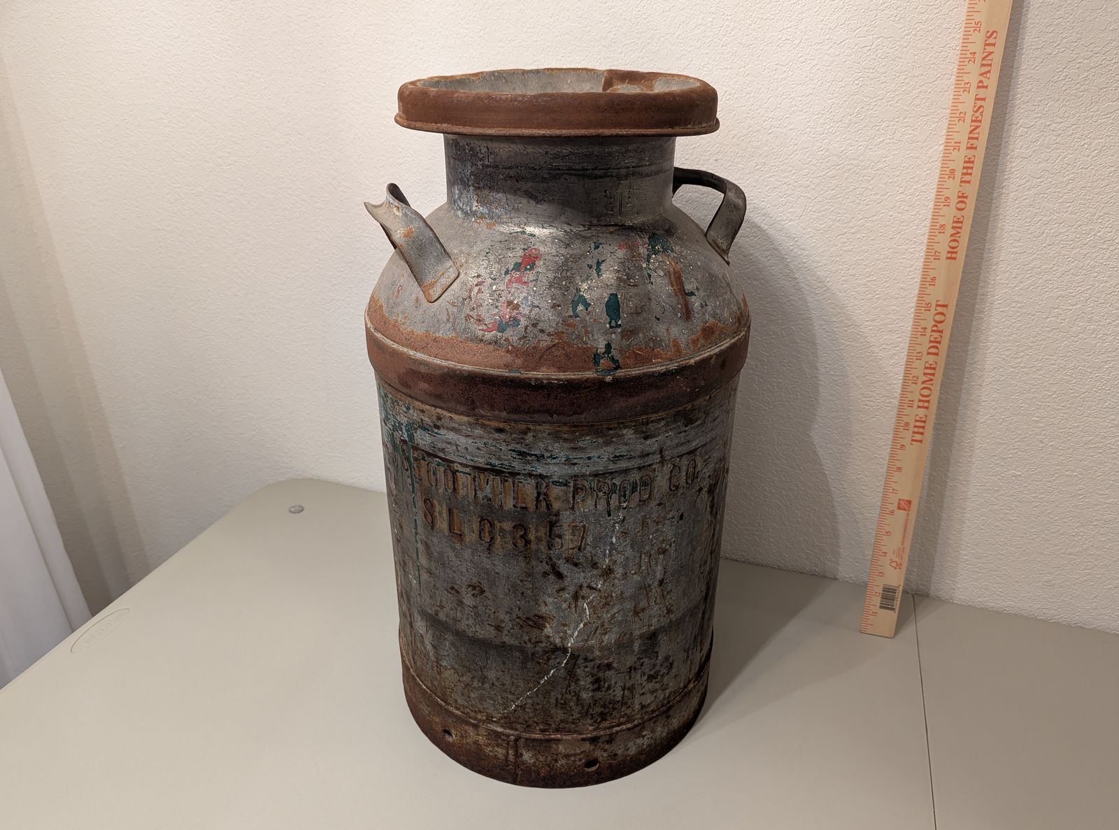 vintage 10 gallon galvanized steel milk can 1930’s