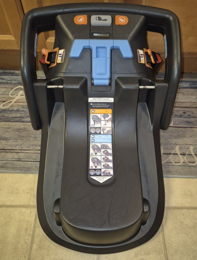 Uppababy Car Seat Base Infant Baby MESA V2 V3