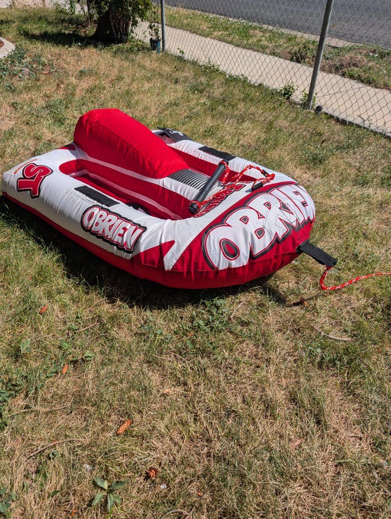 O'Brien Simple Trainer Inflatable Water Towable Tube with Tow Rope