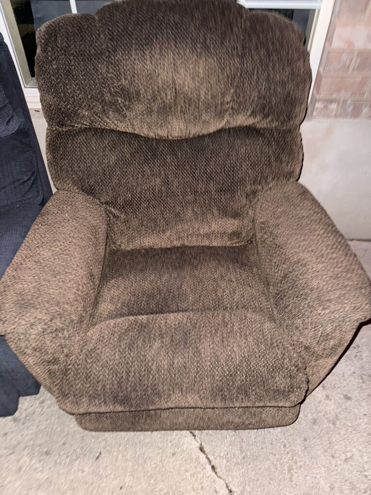 Brown Lazyboy Recliner Nice!