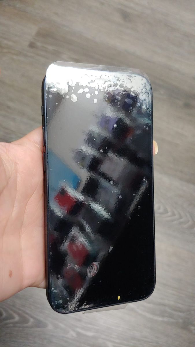 Main image 4