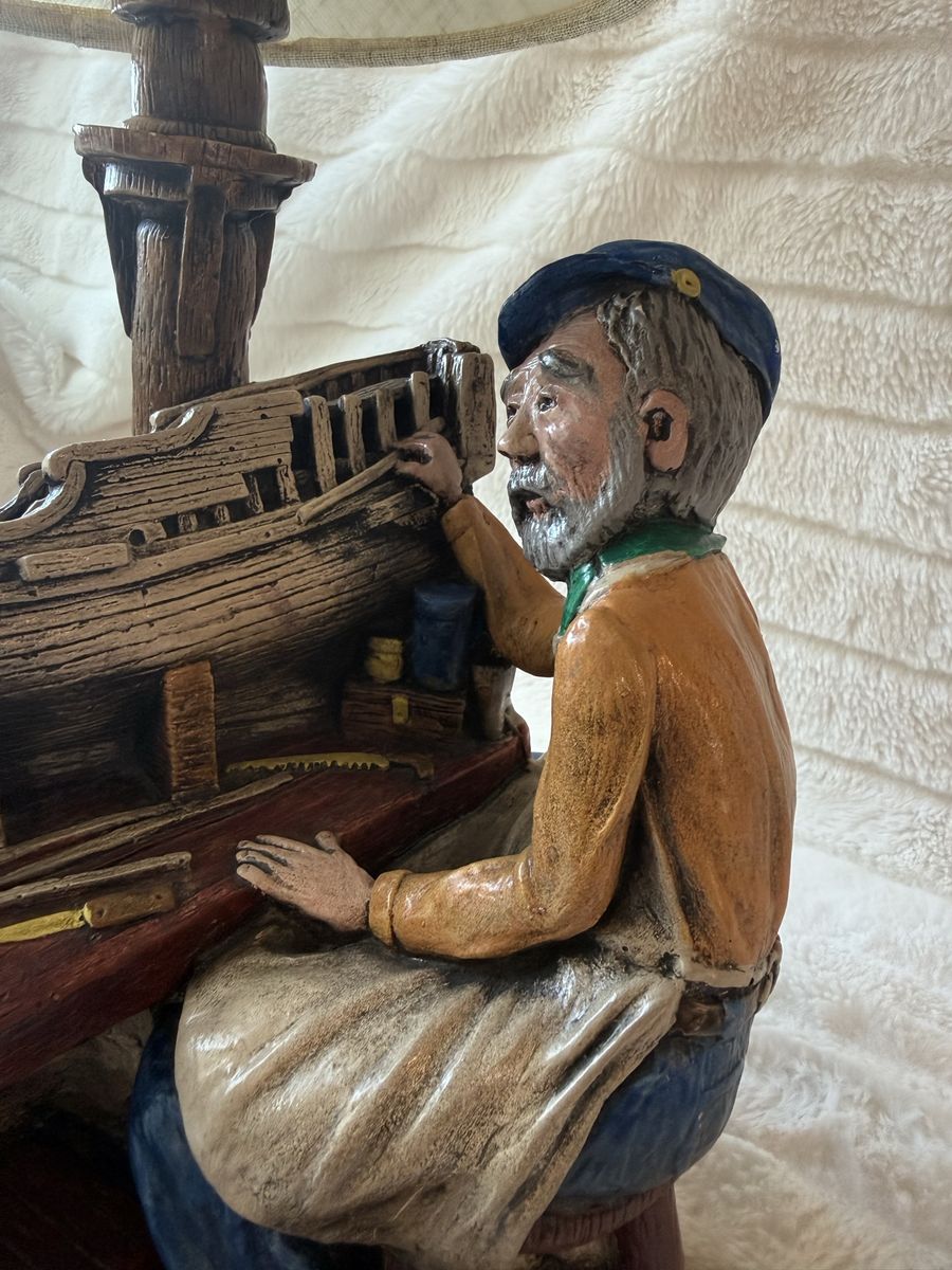 Main image 10