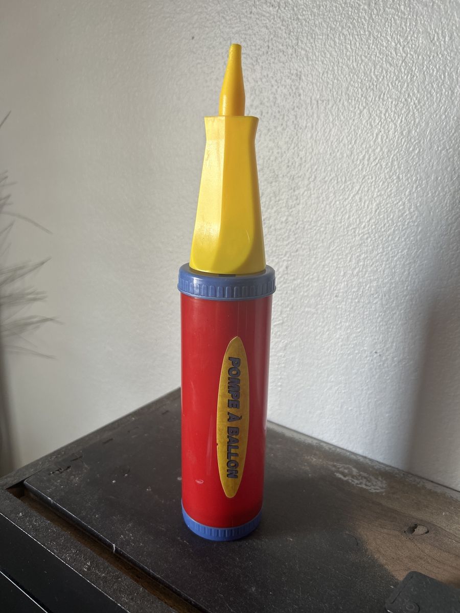 Red & Yellow Manual Balloon Pump - "Pompe A Ballon" Party Essential