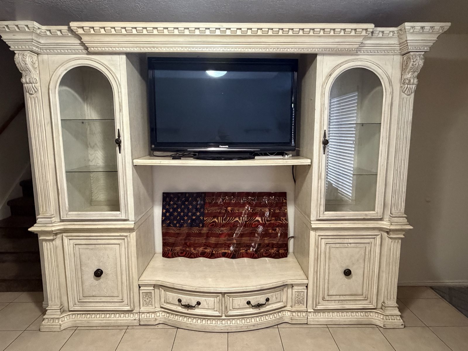 Large Wavy Wood American Flag