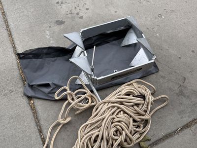 Large Box Anchor w bag and rope
